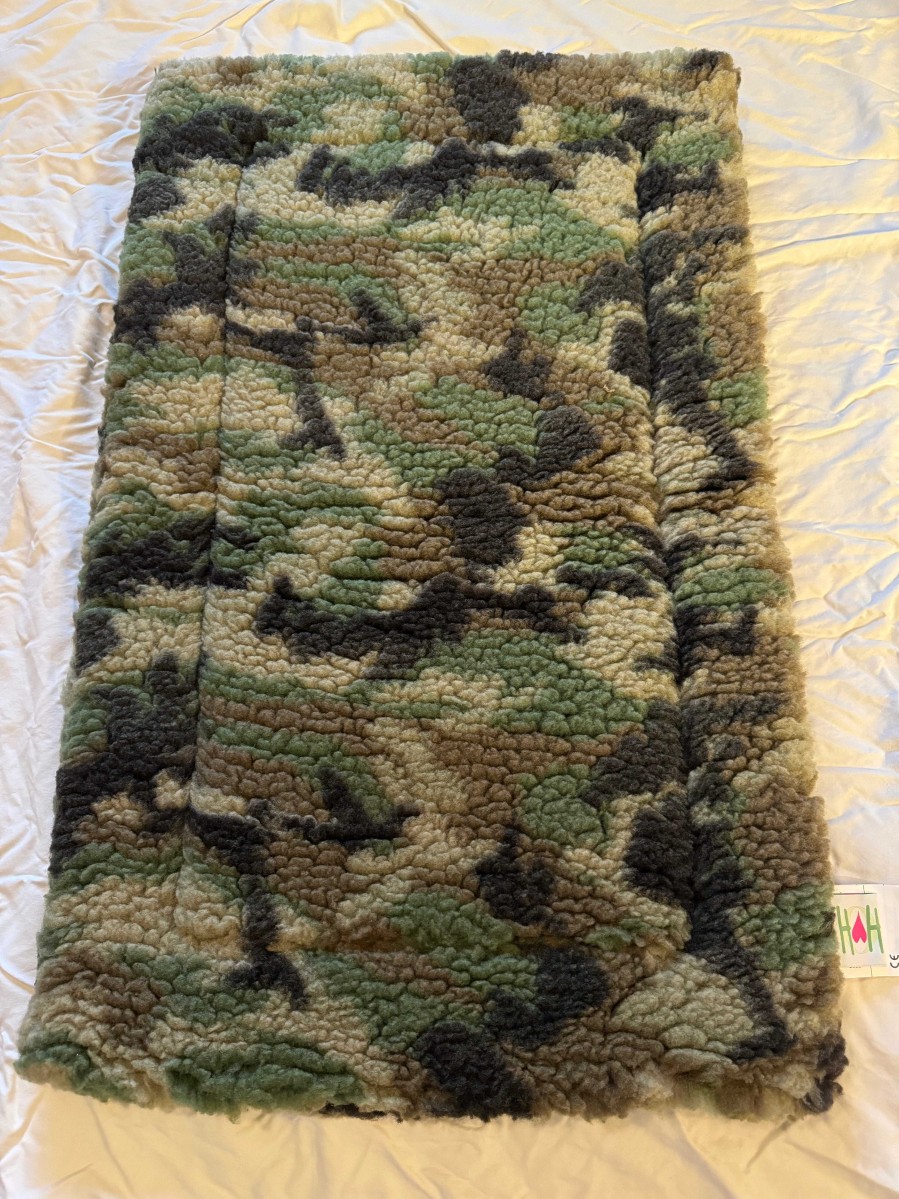 Dog HuggleHounds Beds, Blankets & Furniture | Hugglehounds Hugglecause Warrior Canine Connection Camouflage Fleece Mat